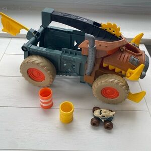 Monster Jam chomper truck set
